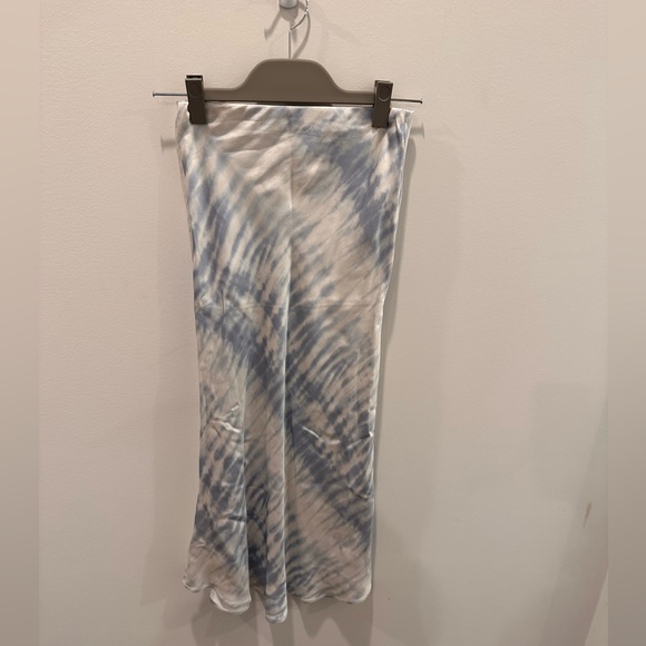Rails Dresses & Skirts - Rails Satin Tie Dye Slip Skirt